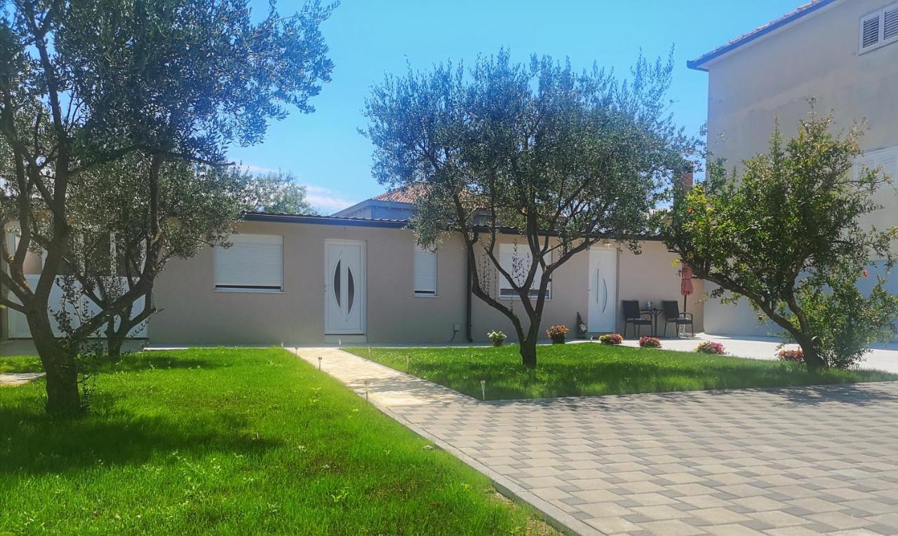 Studio Apartments Tara Задар Экстерьер фото