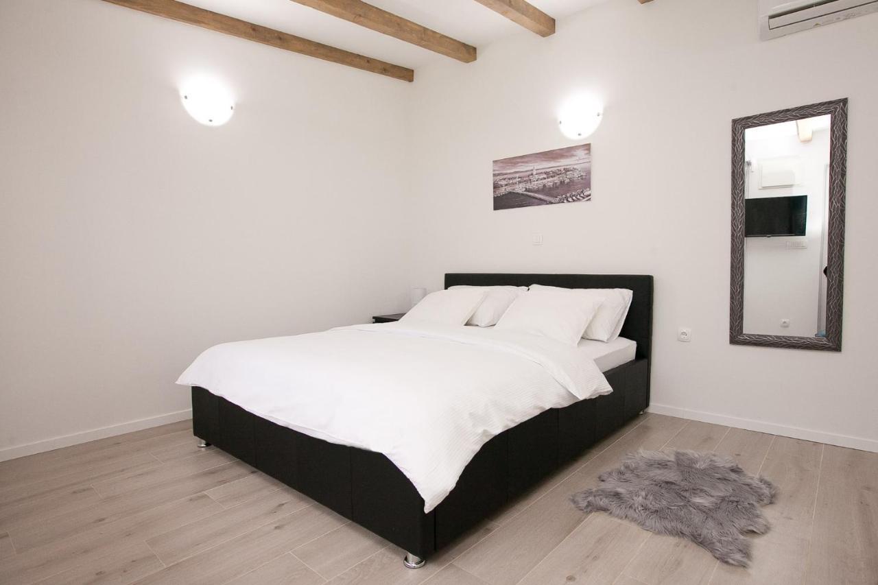 Studio Apartments Tara Задар Экстерьер фото