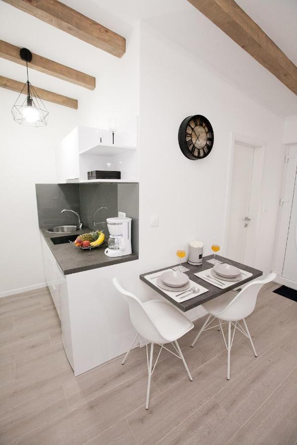 Studio Apartments Tara Задар Экстерьер фото