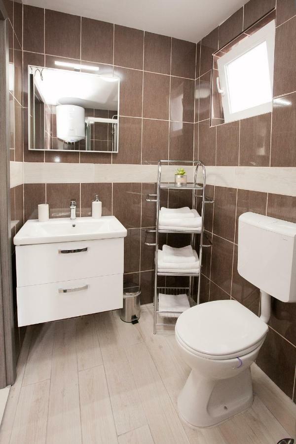 Studio Apartments Tara Задар Экстерьер фото